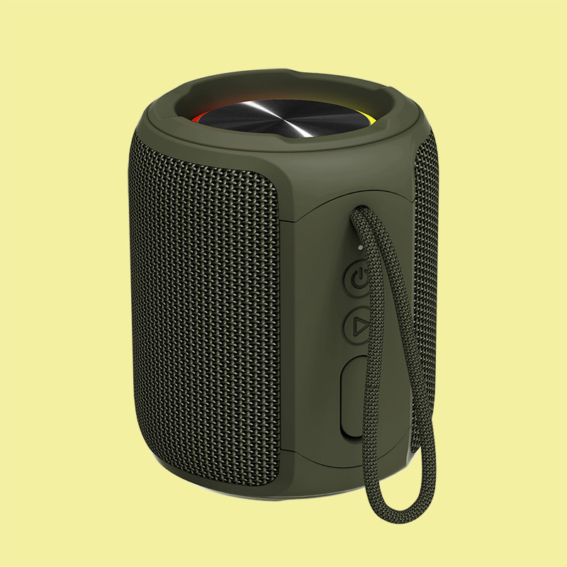 เครื่องเสียงกลางแจ้ง 16W Bluetooth พร้อมฟังก์ชัน TWS มือฟรีเรียก 70Hz-20KHz ความถี่ตอบสนอง