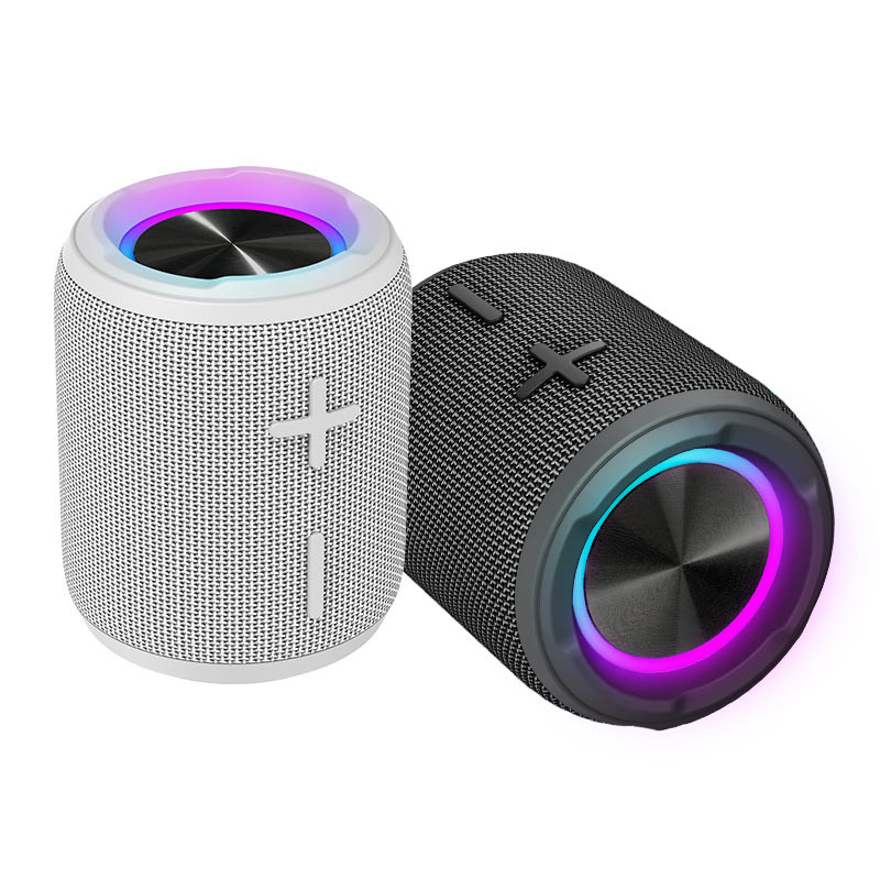 เล่น 10 ชั่วโมงลำโพงกันน้ำไร้สาย 10W พร้อม RGB Colorful Light